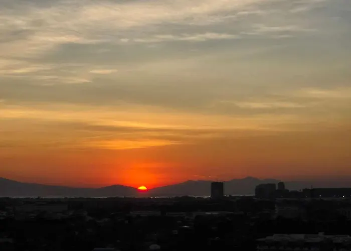 Citispace 1br Condotel At Azure Urban Near Airport #az01a Apartamento *